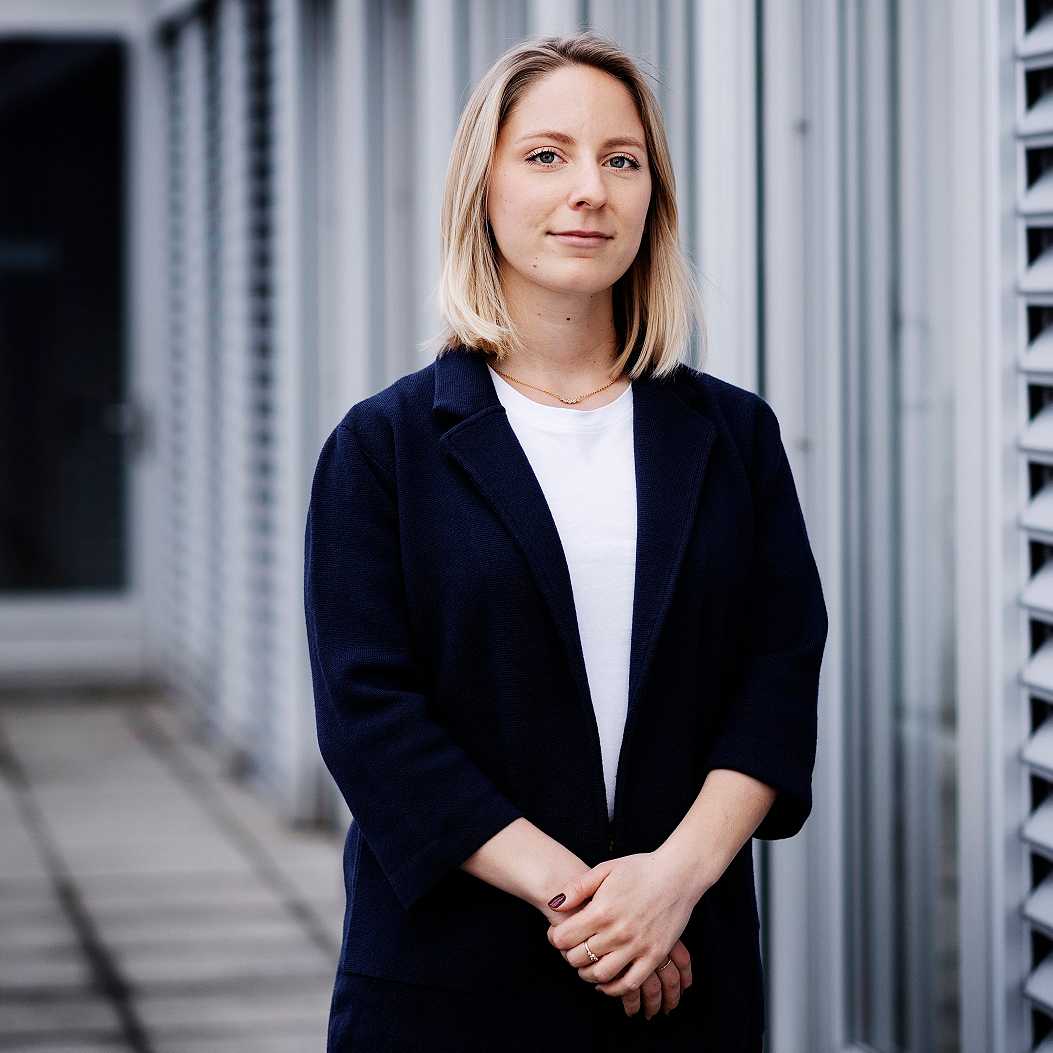 Vergrösserte Ansicht: Caroine Holck
