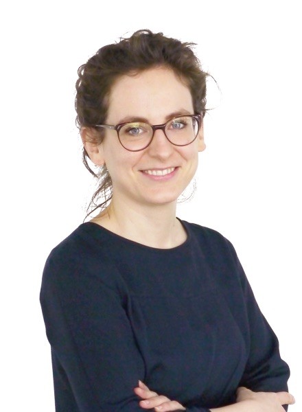 Dr.  Rachele Delucchi