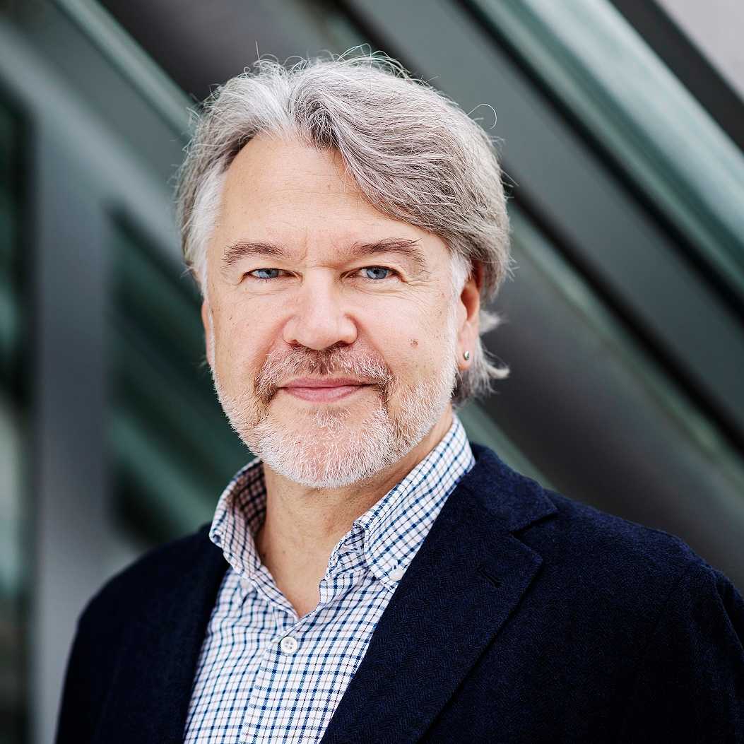 Prof. Thomas Bernauer