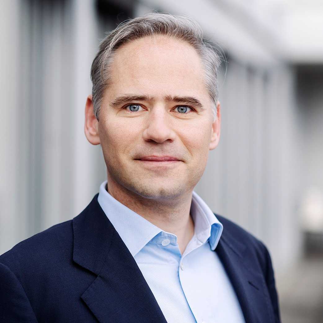 Prof. Alexander Stremitzer