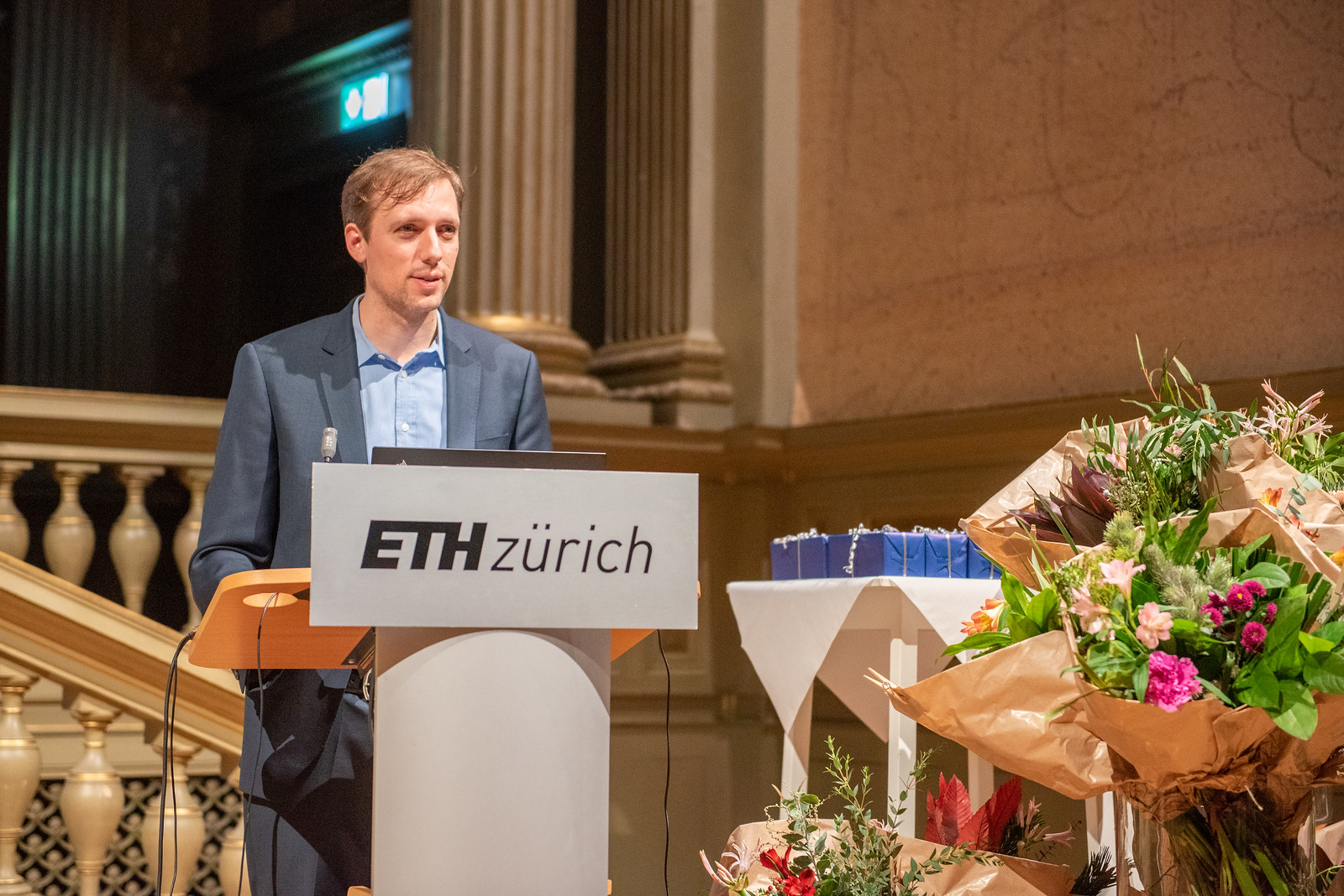 Vergrösserte Ansicht: Dominik Hangartner